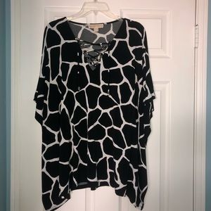 Michael kors short sleeve top size small